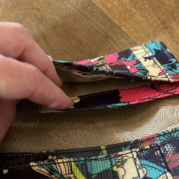 SAKROOTS Artist Circle Snap Wallet - Picture 4 of 12